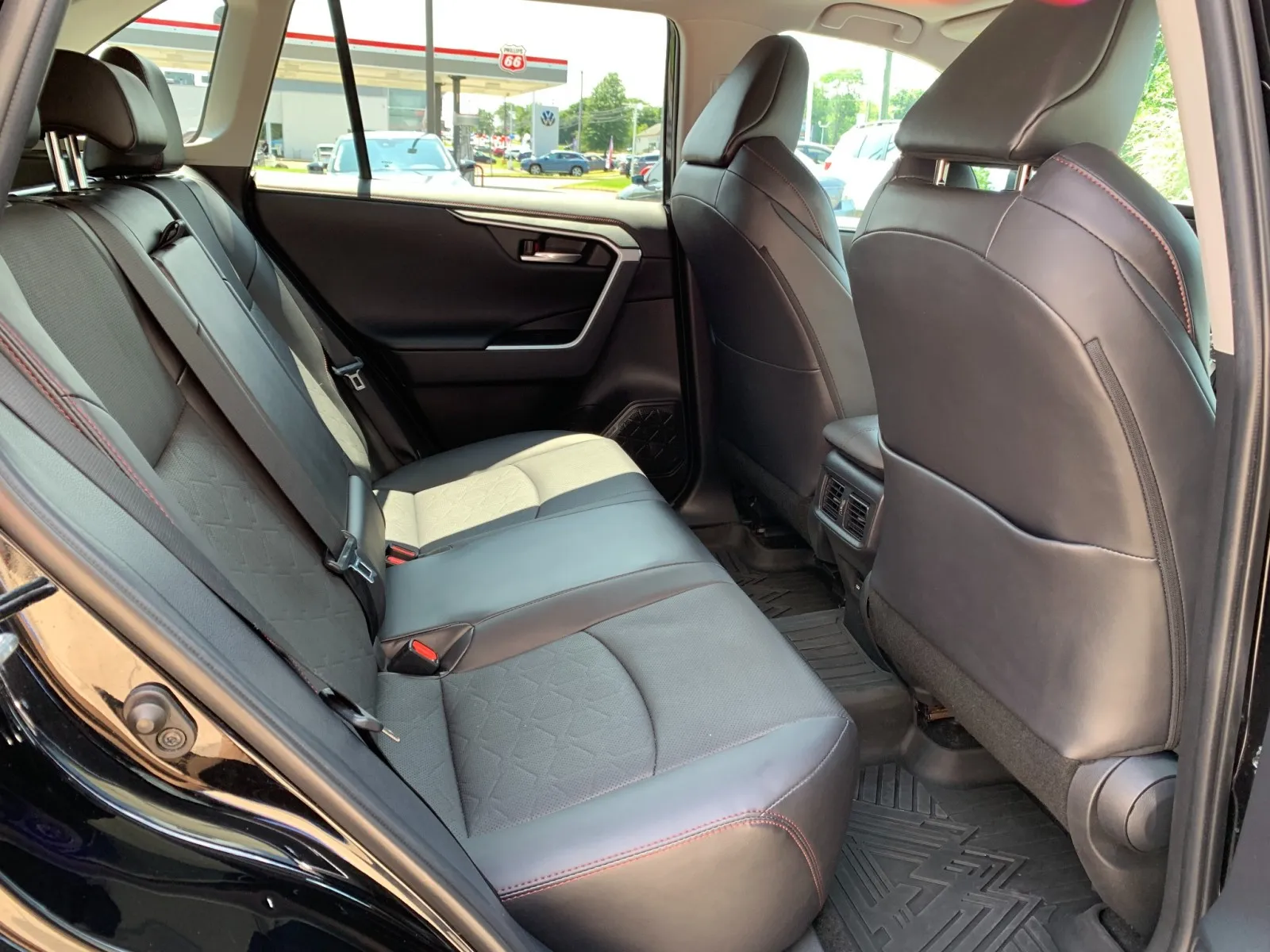 Toyota RAV4 photo 37