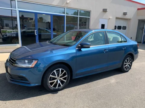 Blue 2017 Volkswagen Jetta 1.4T SE for sale in Meriden, CT