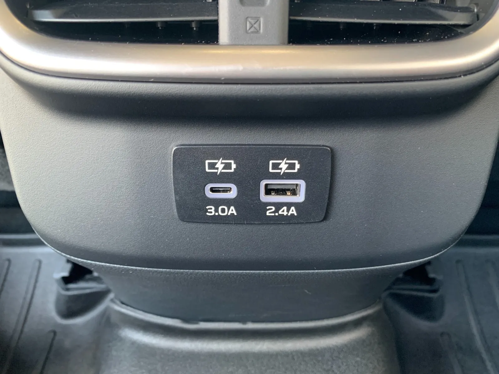Subaru Legacy photo 32