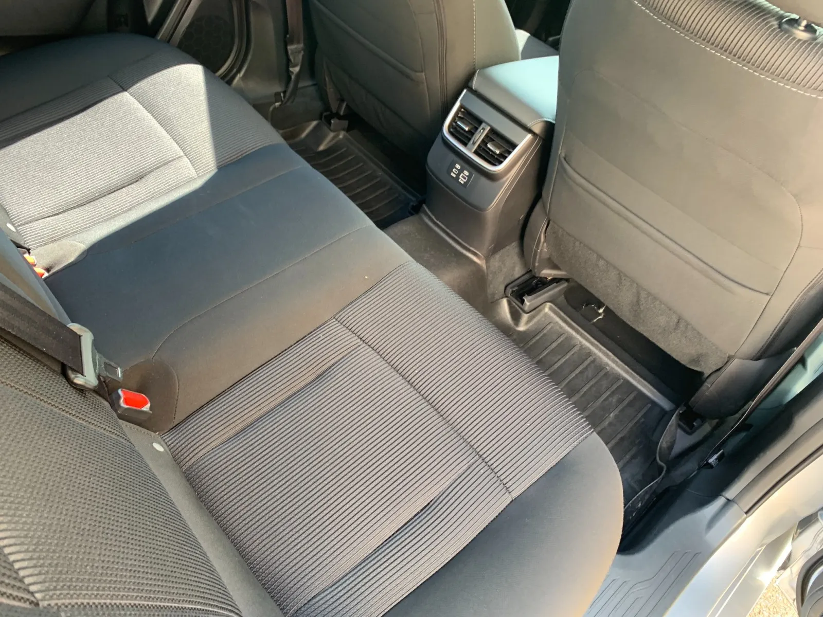Subaru Legacy photo 35