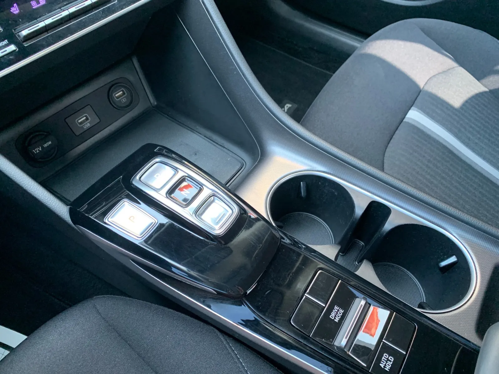 Hyundai Sonata photo 18