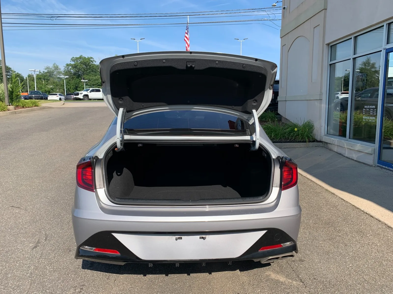 Hyundai Sonata photo 8