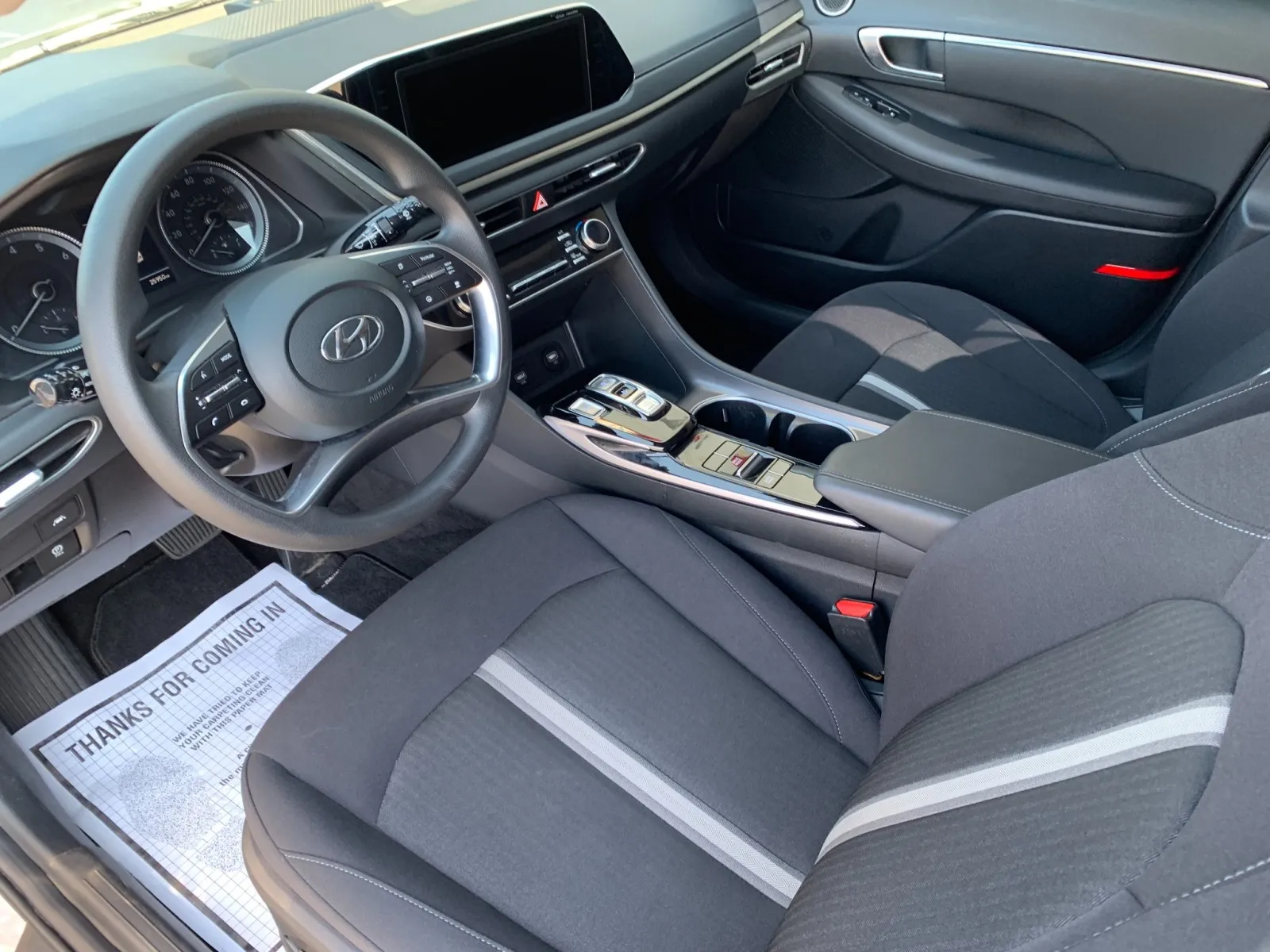Hyundai Sonata photo 12