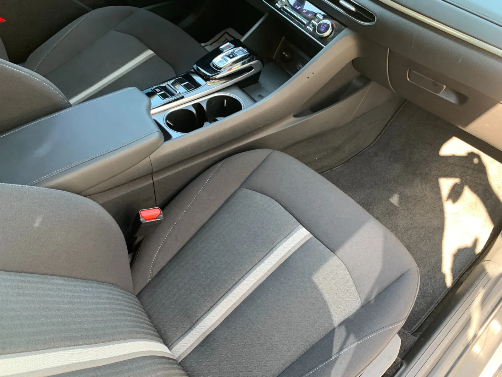 Hyundai Sonata photo 38