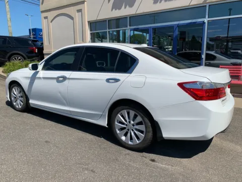 More photos of 2014 Honda Accord Sedan EX-L at Star Auto Sales, CT