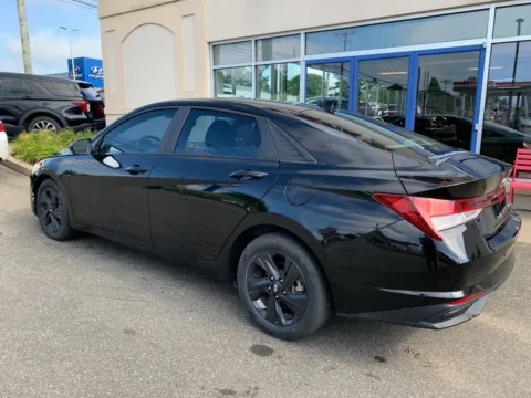 More photos of 2023 Hyundai Elantra SEL at Star Auto Sales, CT