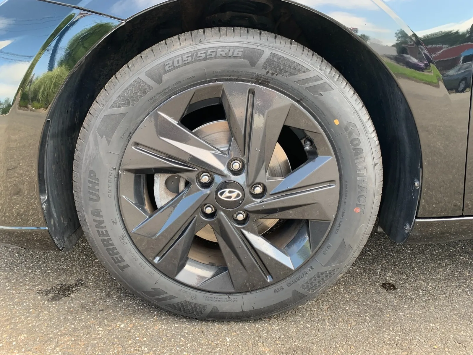 Hyundai Elantra photo 36