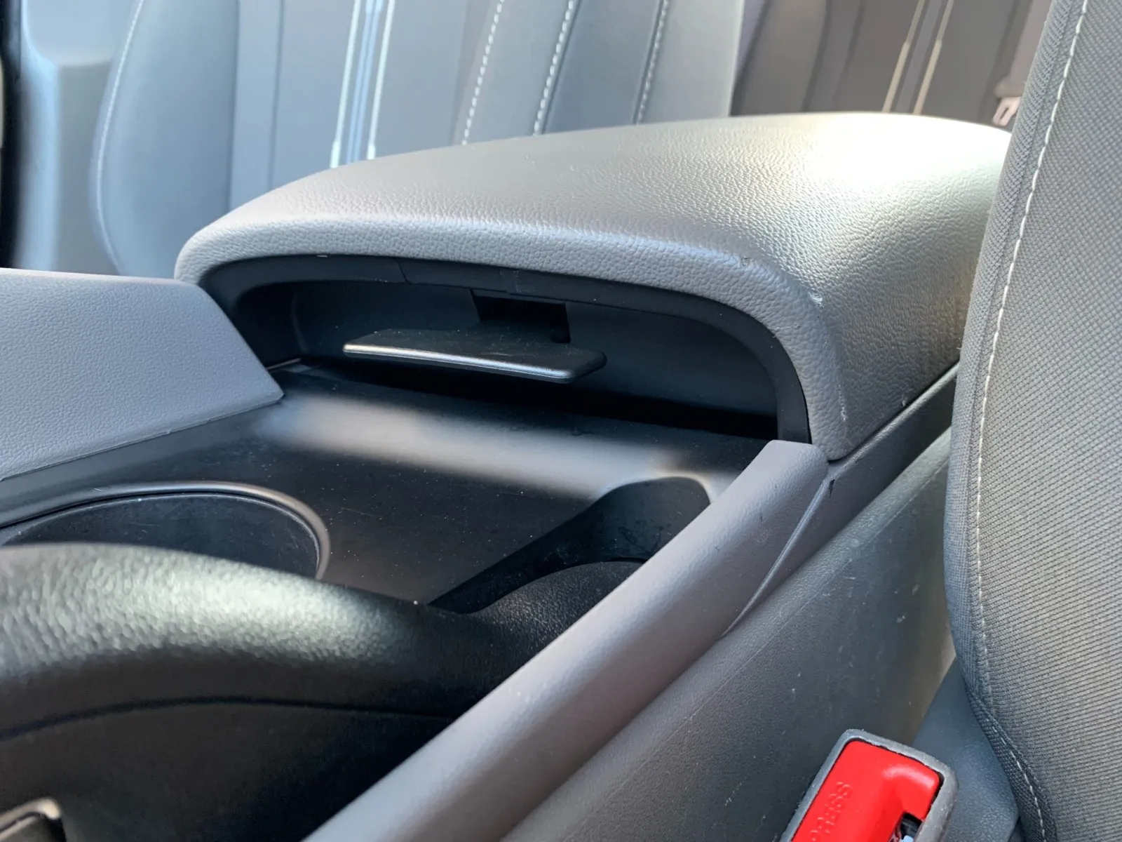 Hyundai Elantra photo 19