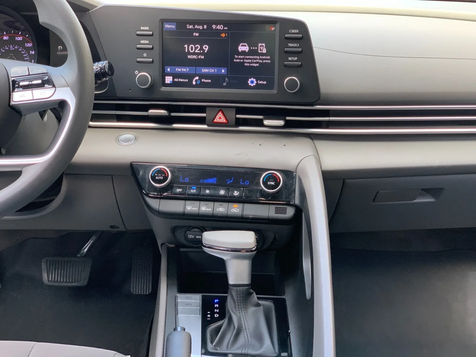 Hyundai Elantra photo 28
