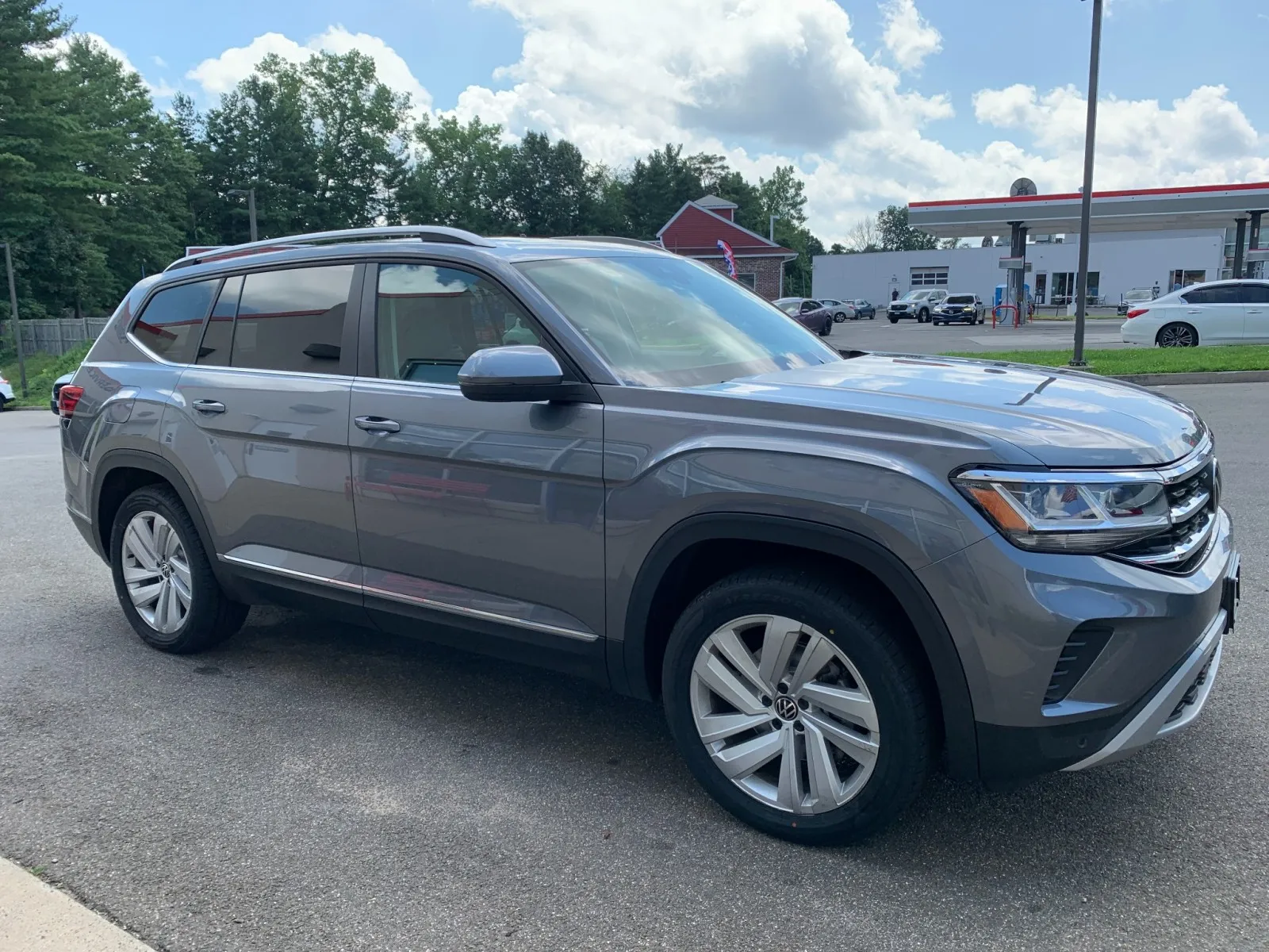 Volkswagen Atlas photo 3