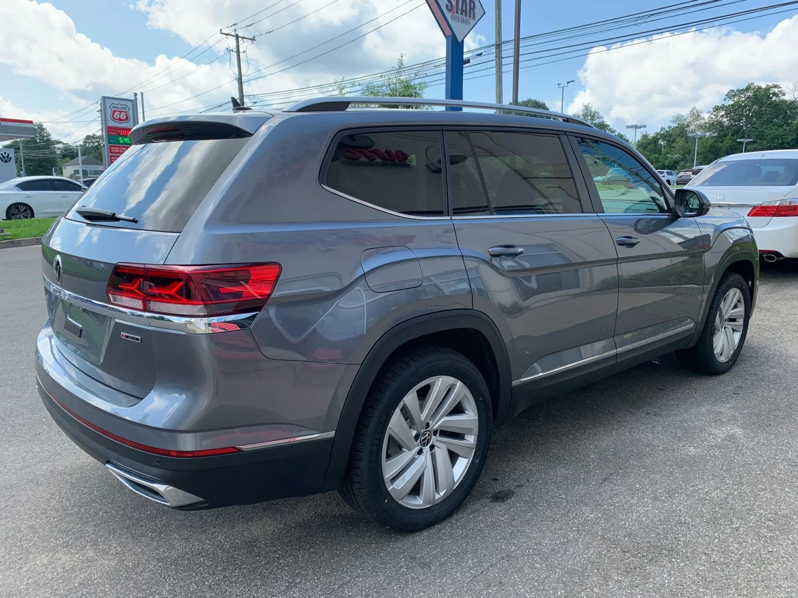 Volkswagen Atlas photo 7