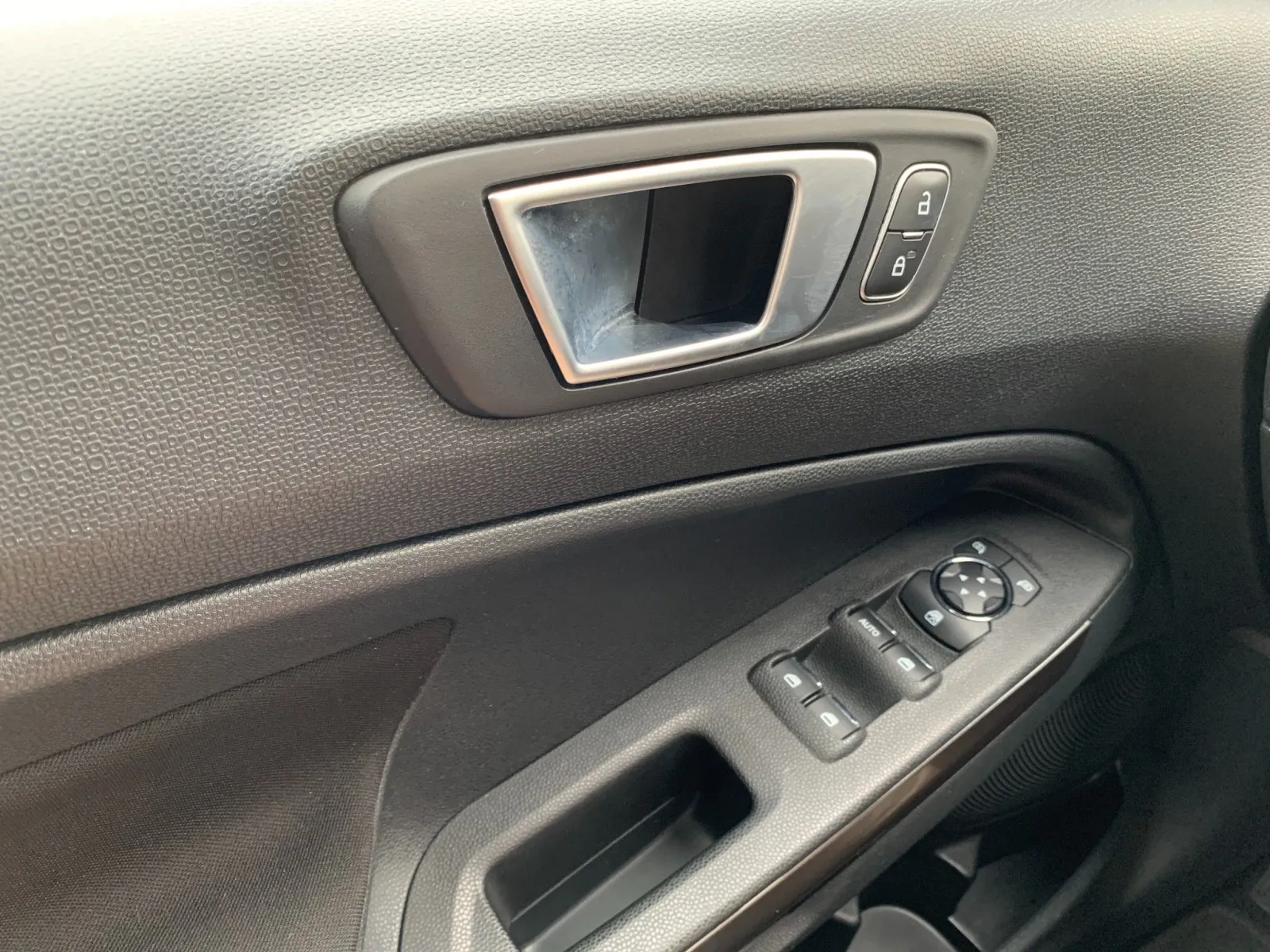 Ford Ecosport photo 14