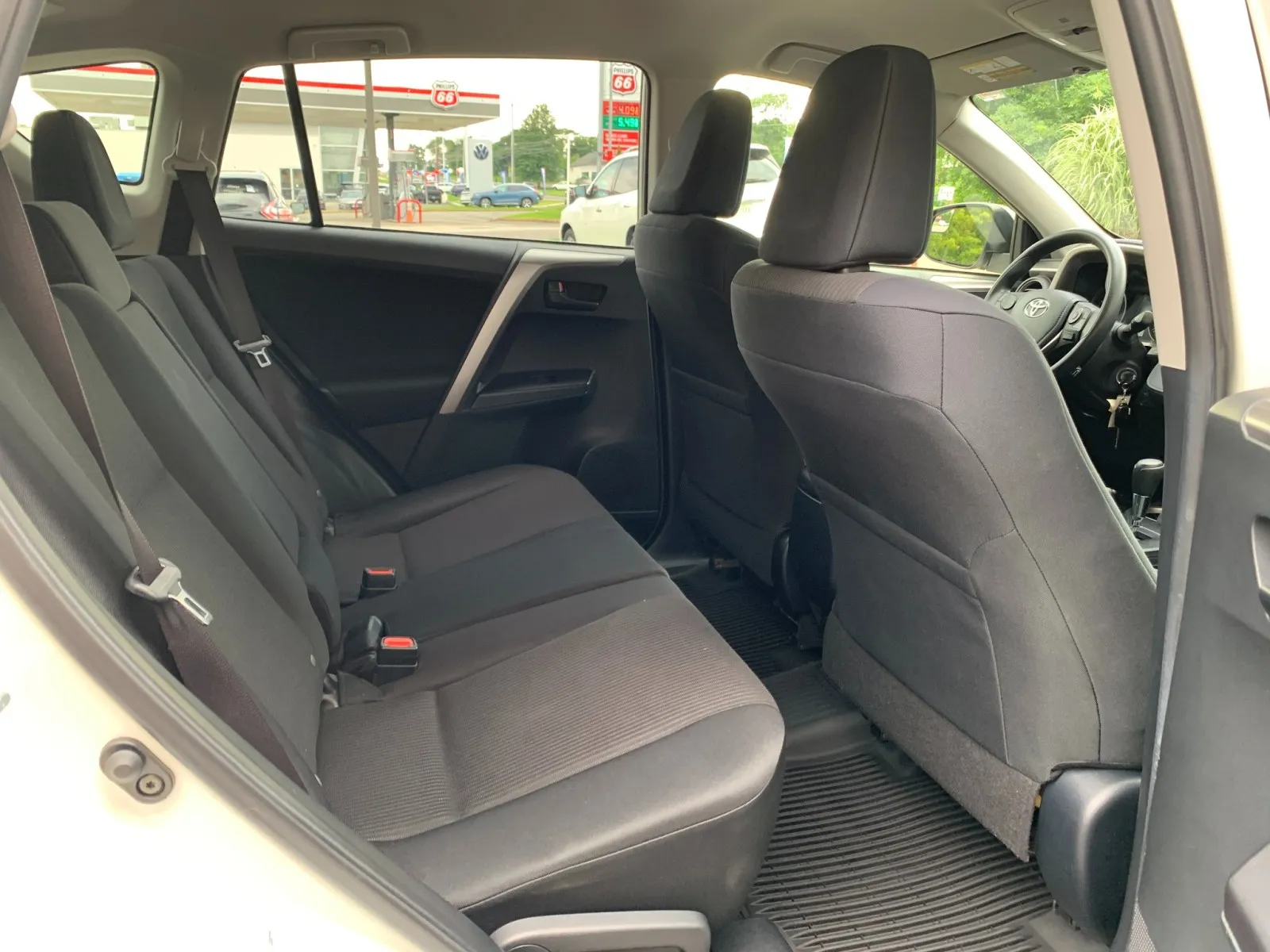 Toyota RAV4 photo 32