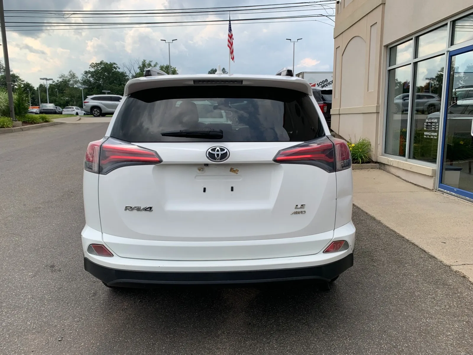 Toyota RAV4 photo 6
