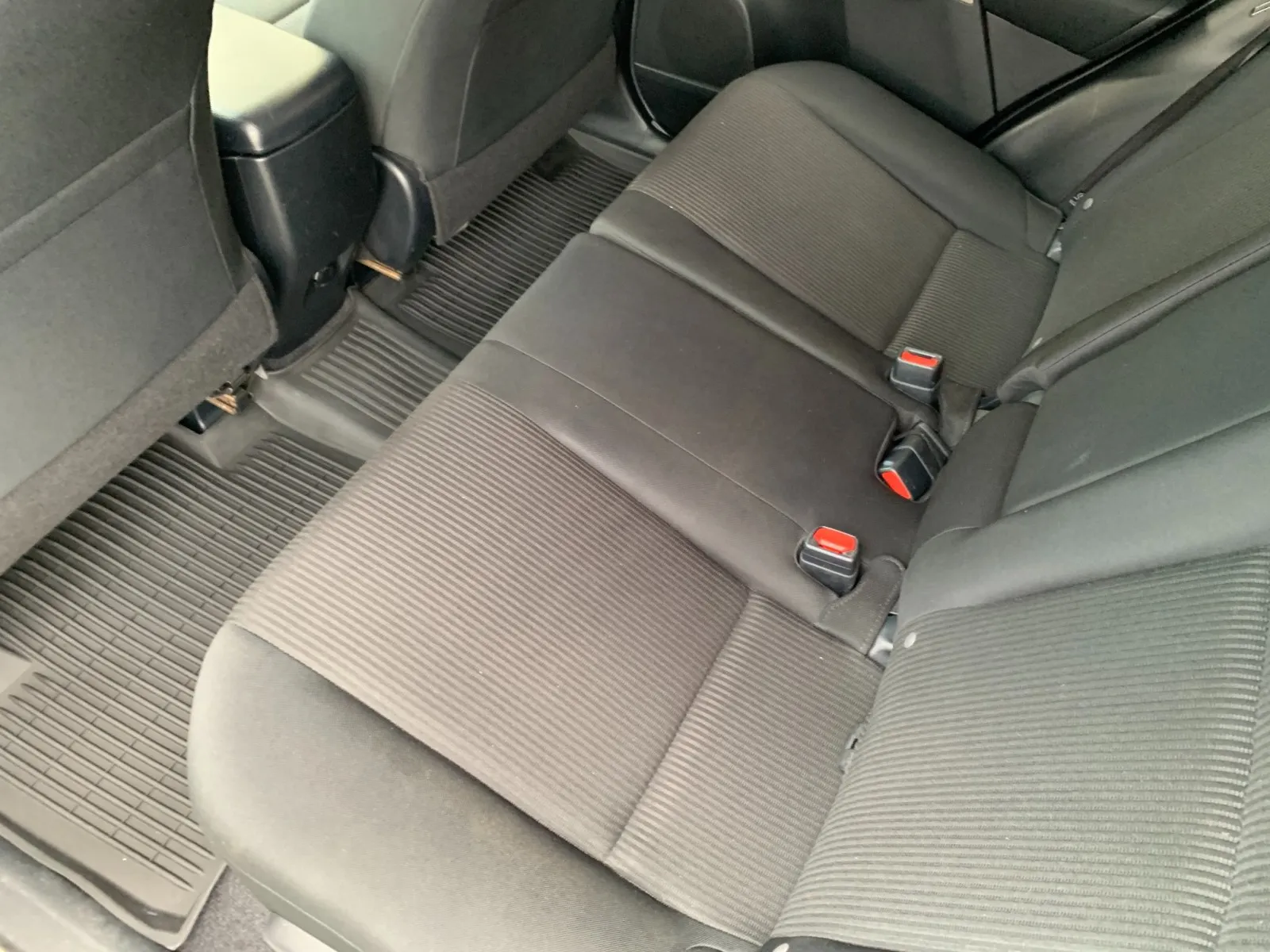 Toyota RAV4 photo 28