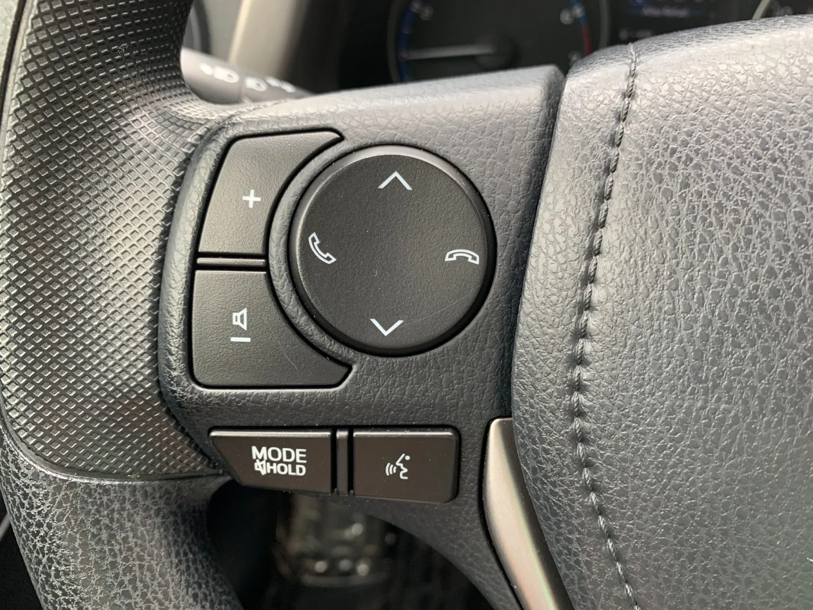 Toyota RAV4 photo 17