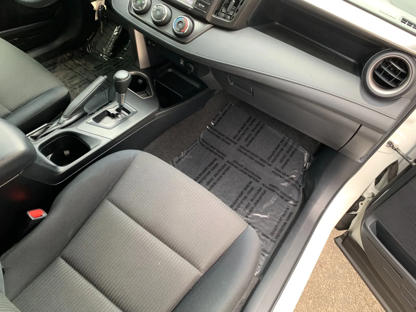 Toyota RAV4 photo 37