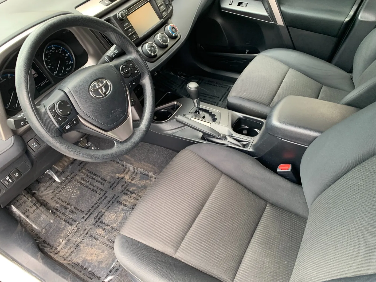 Toyota RAV4 photo 13