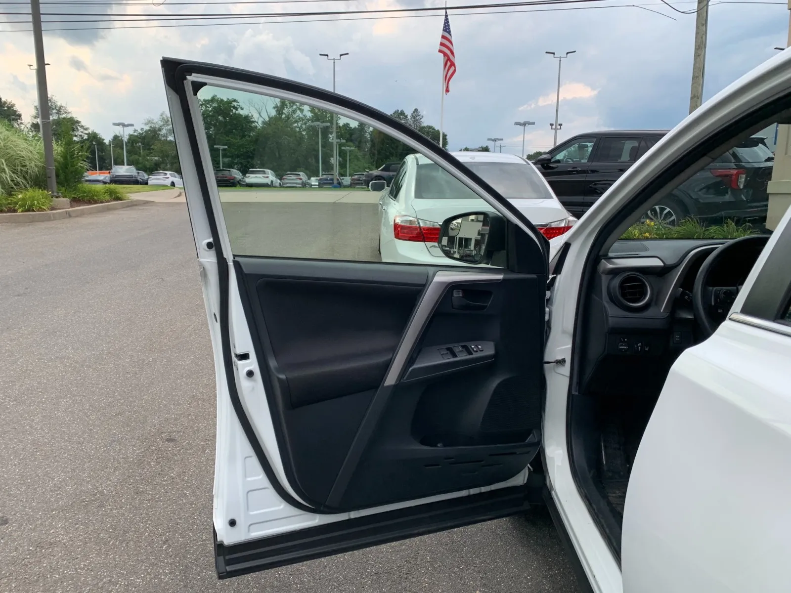 Toyota RAV4 photo 12