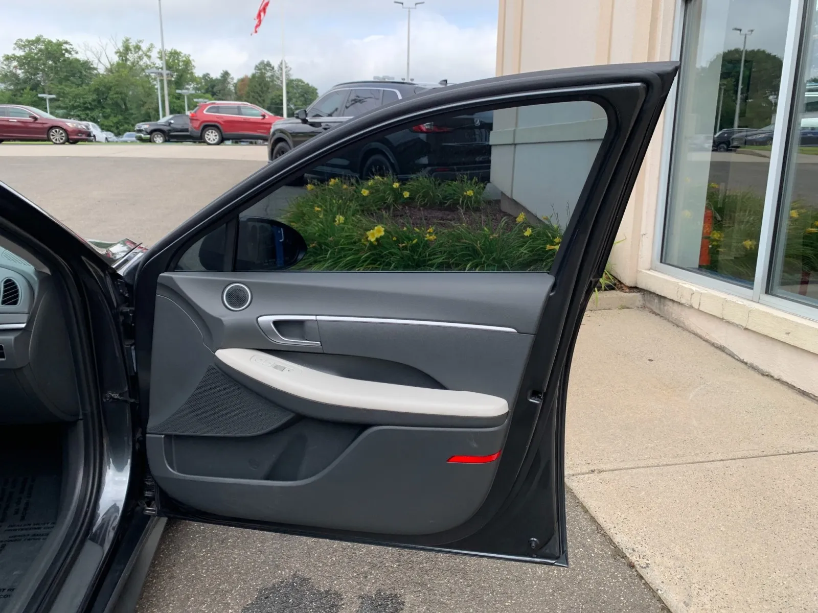 Hyundai Sonata photo 32
