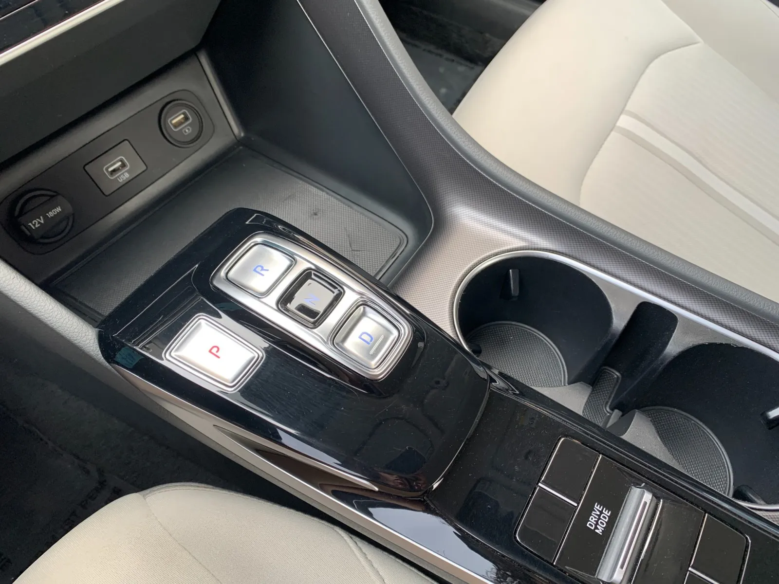Hyundai Sonata photo 16