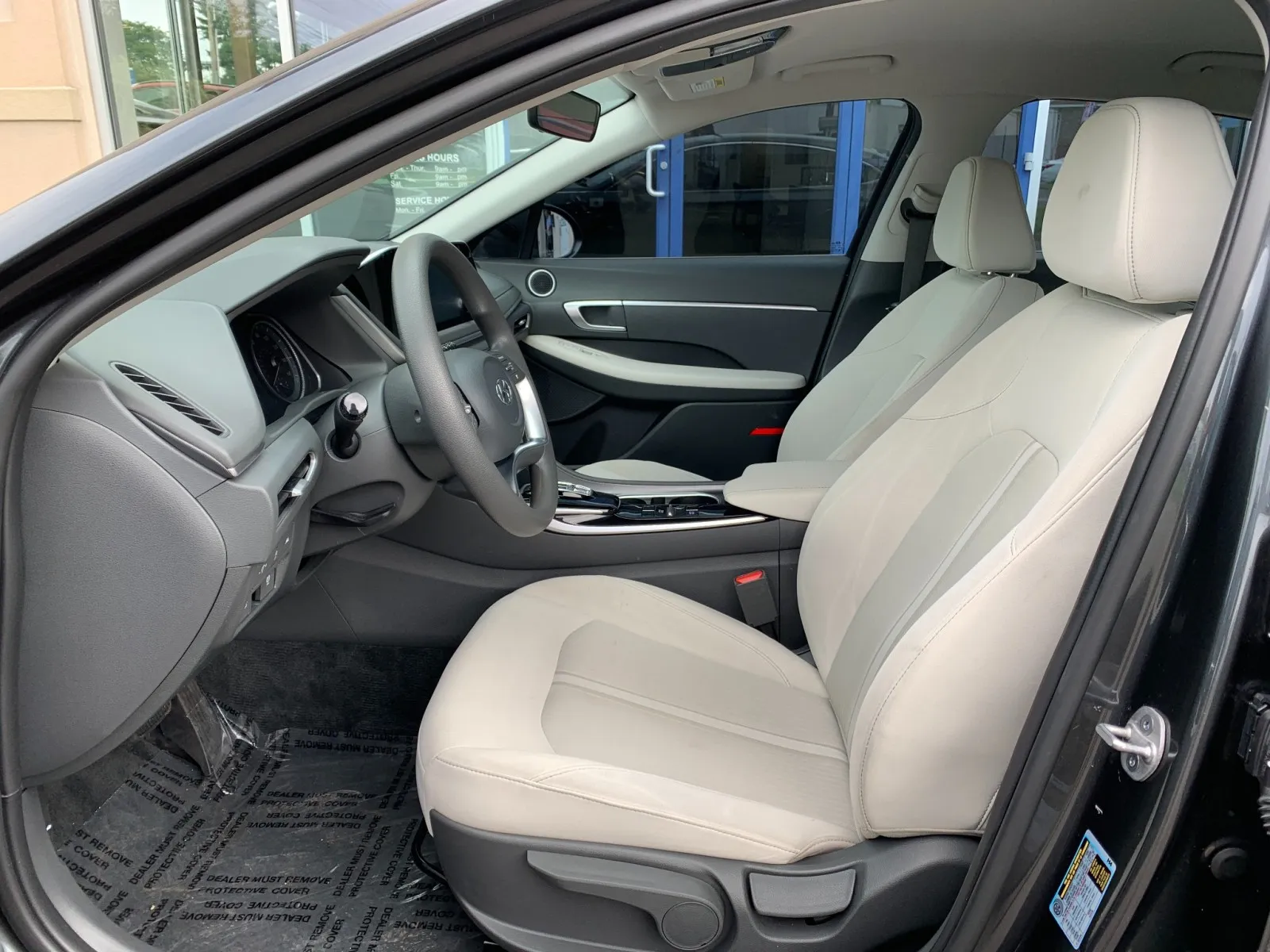 Hyundai Sonata photo 8