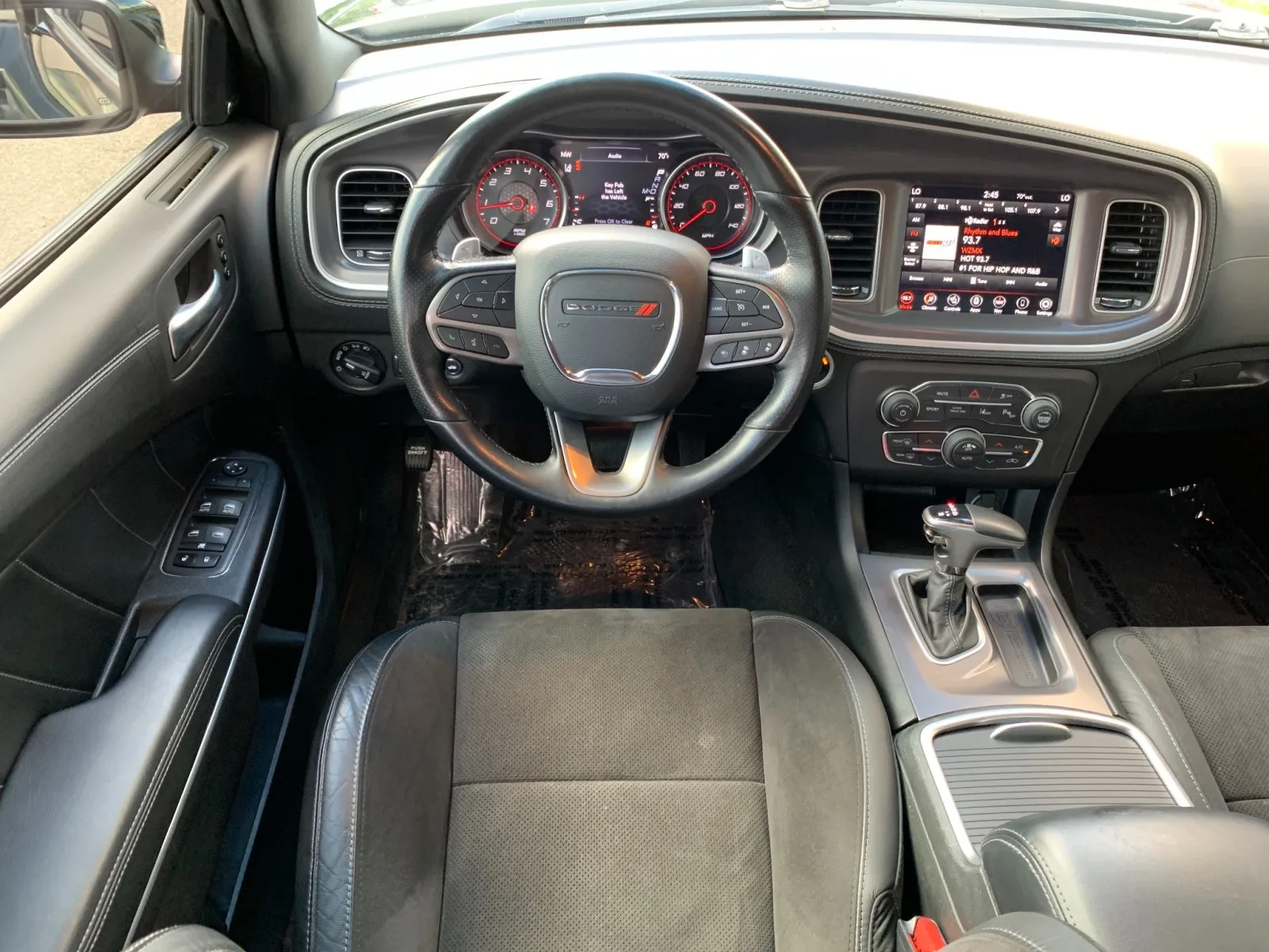 Dodge Charger photo 28