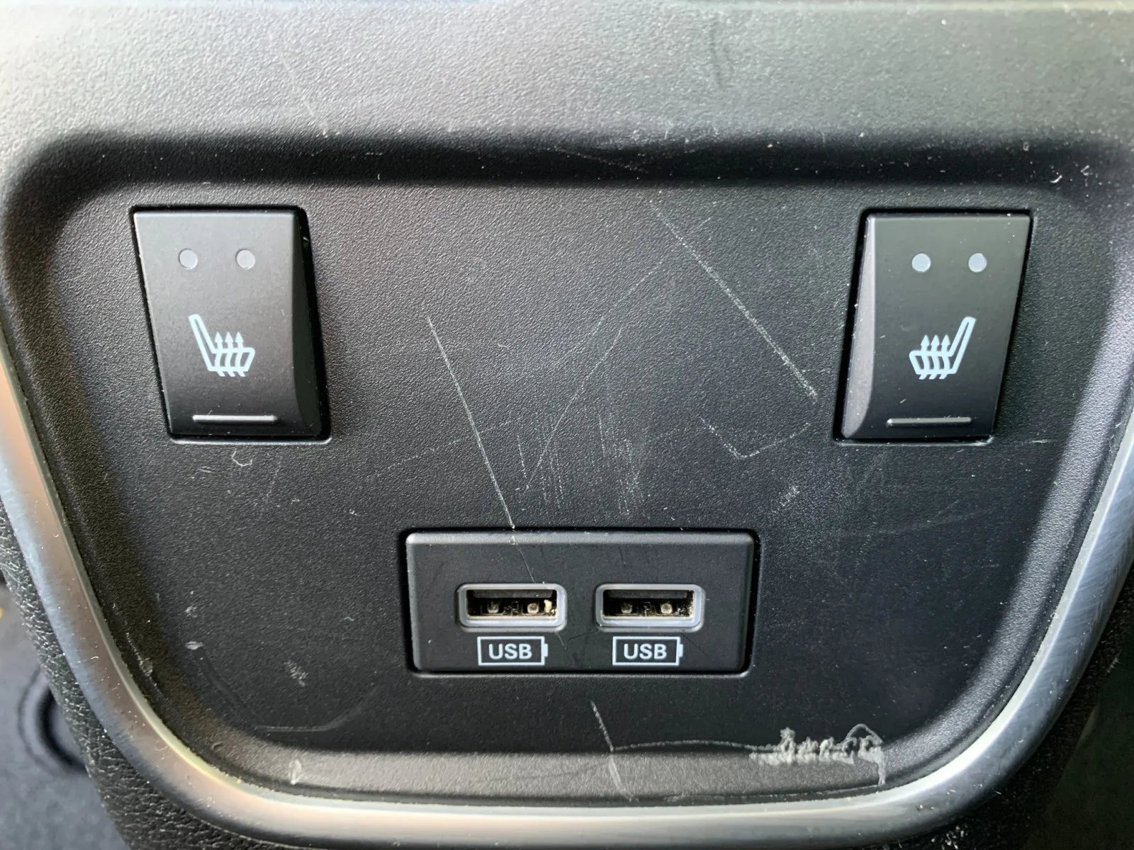 Dodge Charger photo 32