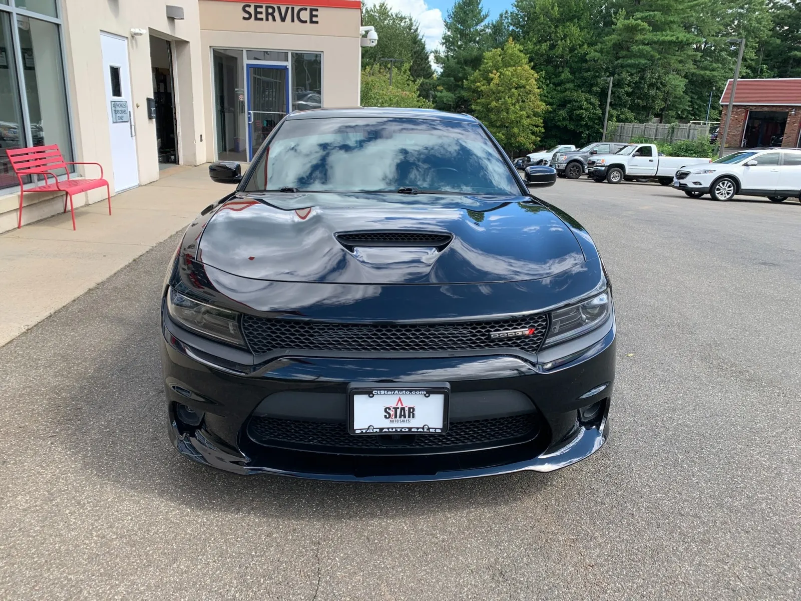 Dodge Charger photo 2