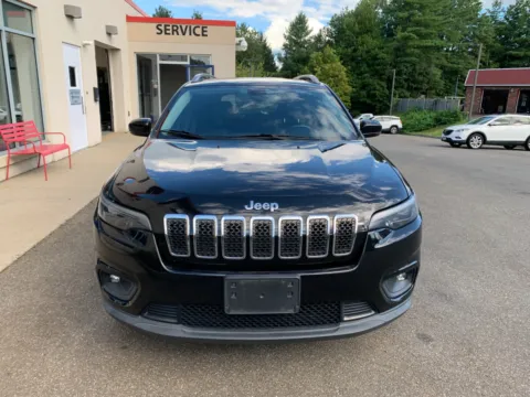Photos of 2019 Jeep Cherokee Latitude Plus for sale in Meriden, CT at Star Auto Sales