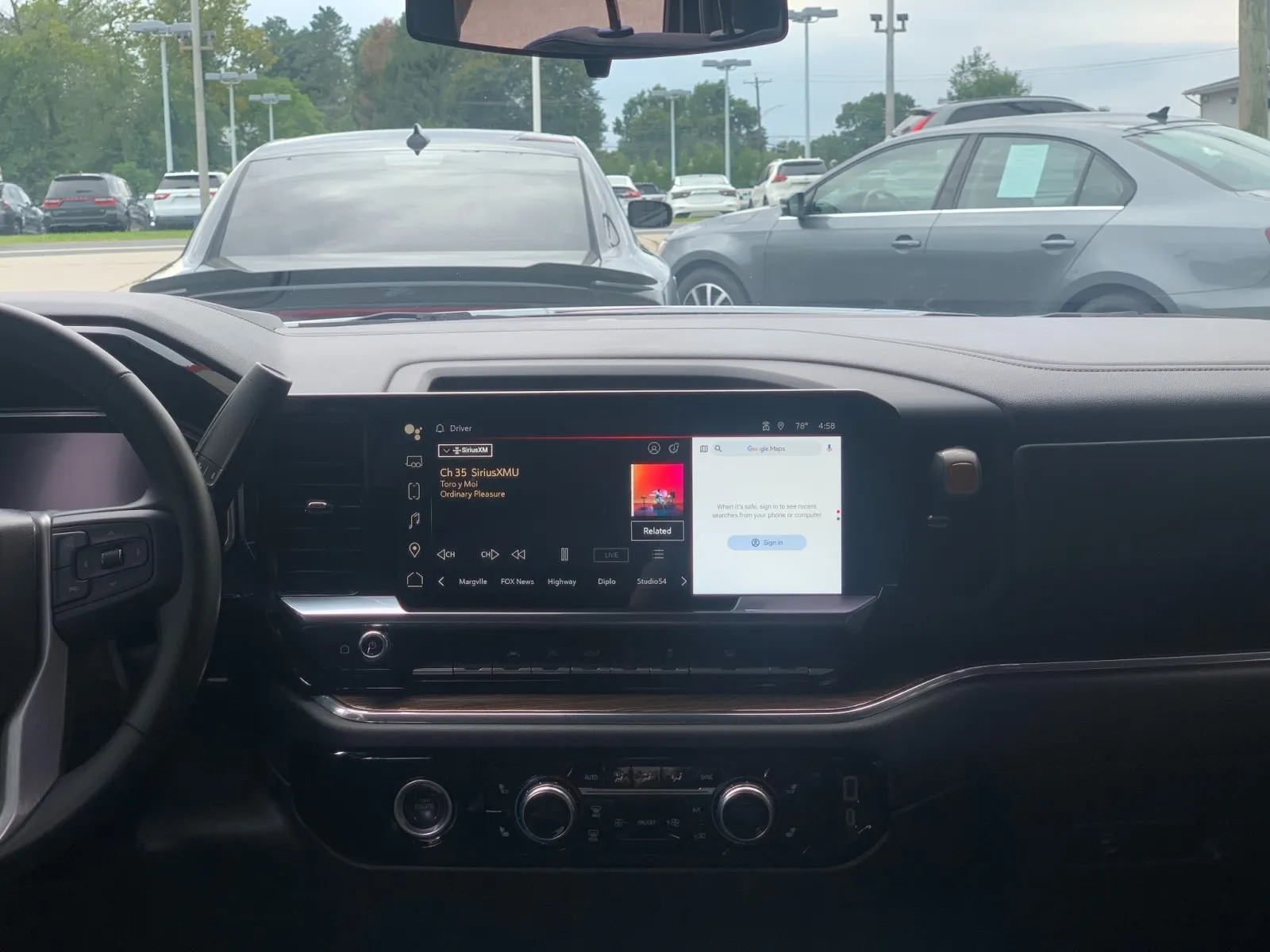 GMC Sierra photo 24