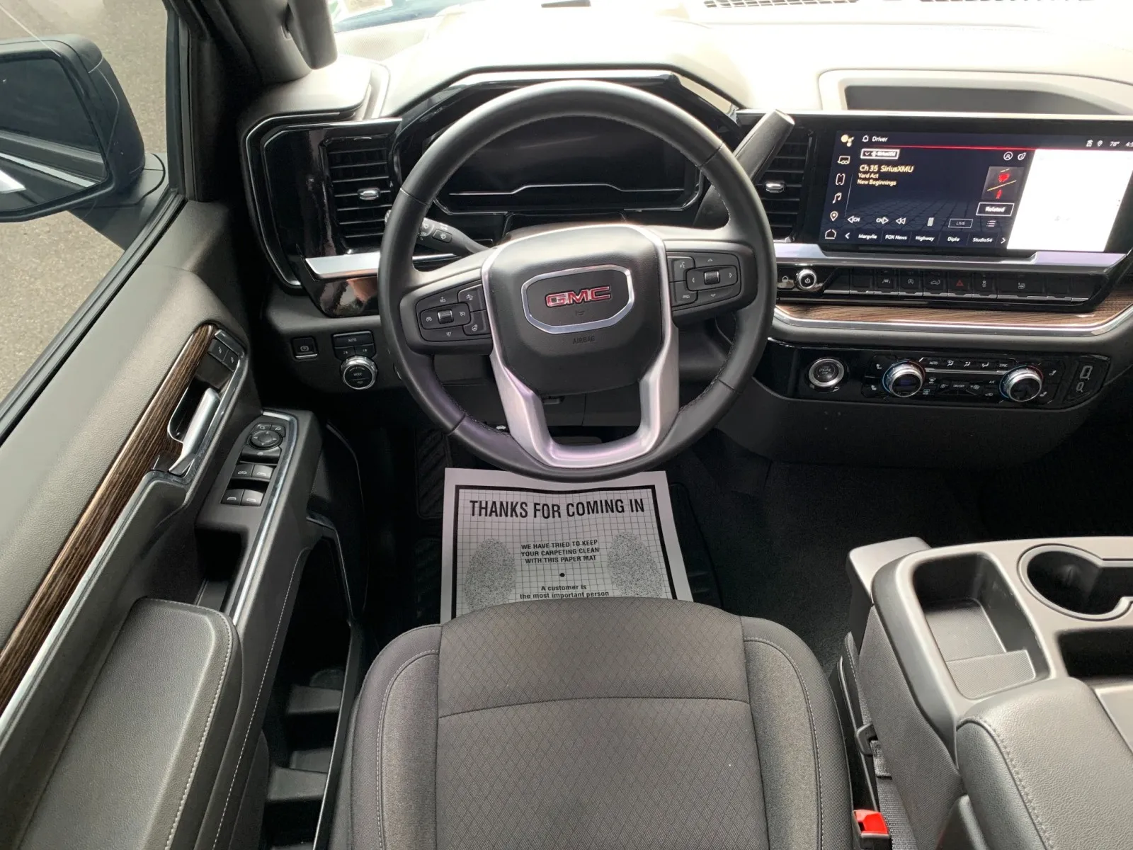 GMC Sierra photo 22
