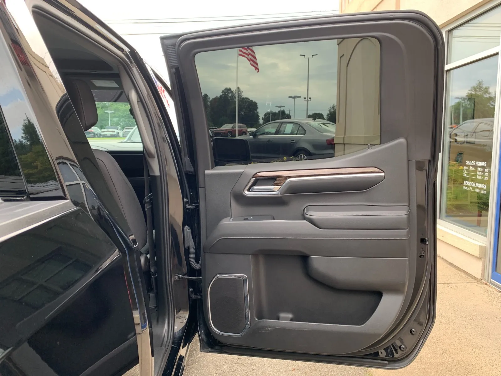 GMC Sierra photo 27