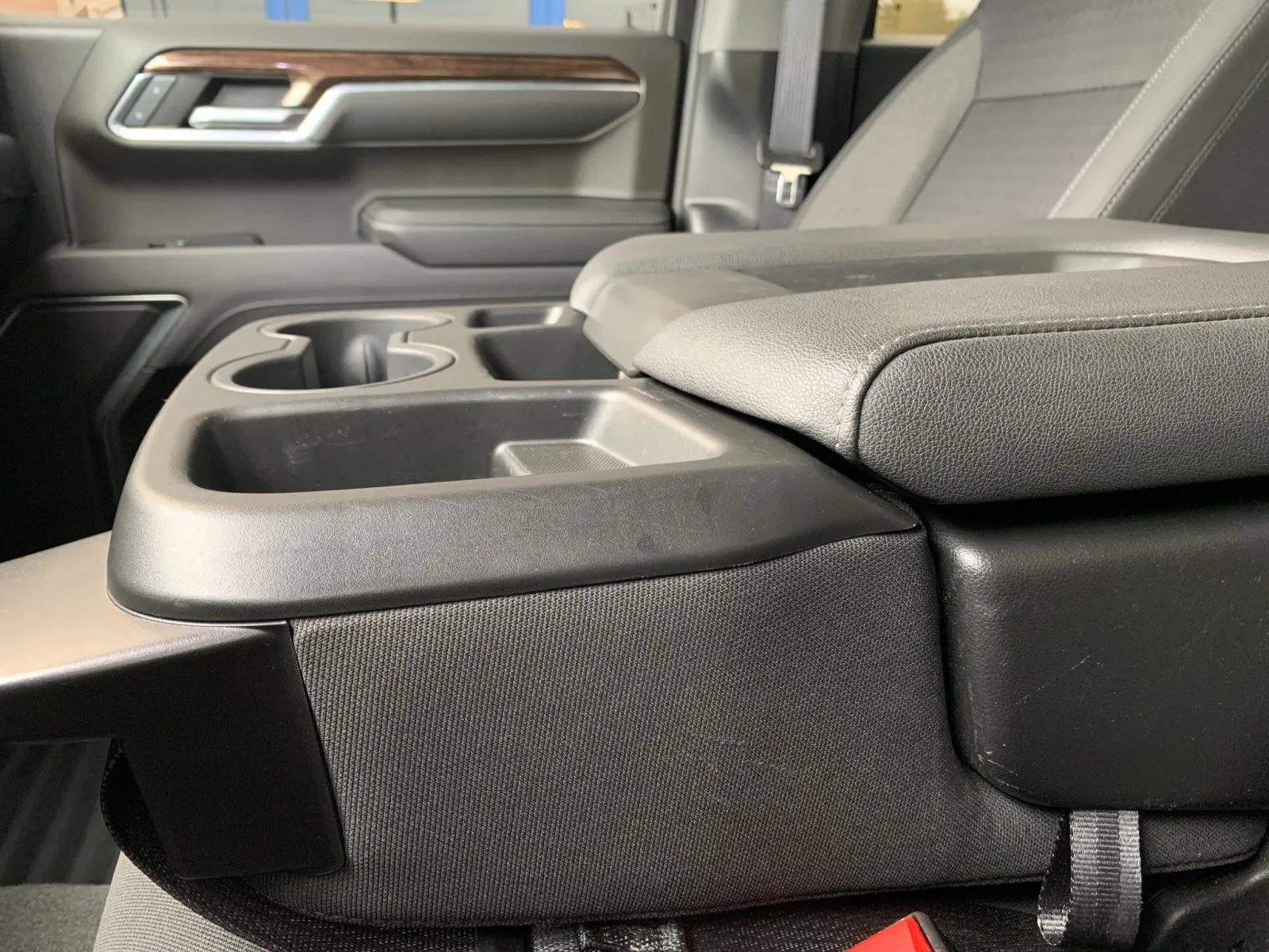 GMC Sierra photo 16