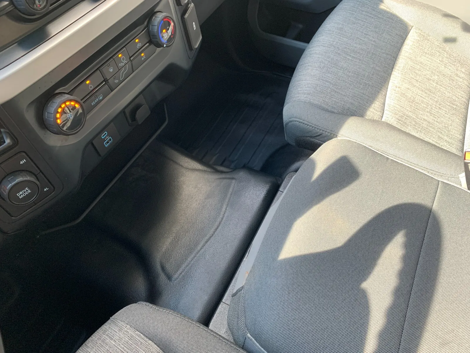 Ford F-150 photo 19