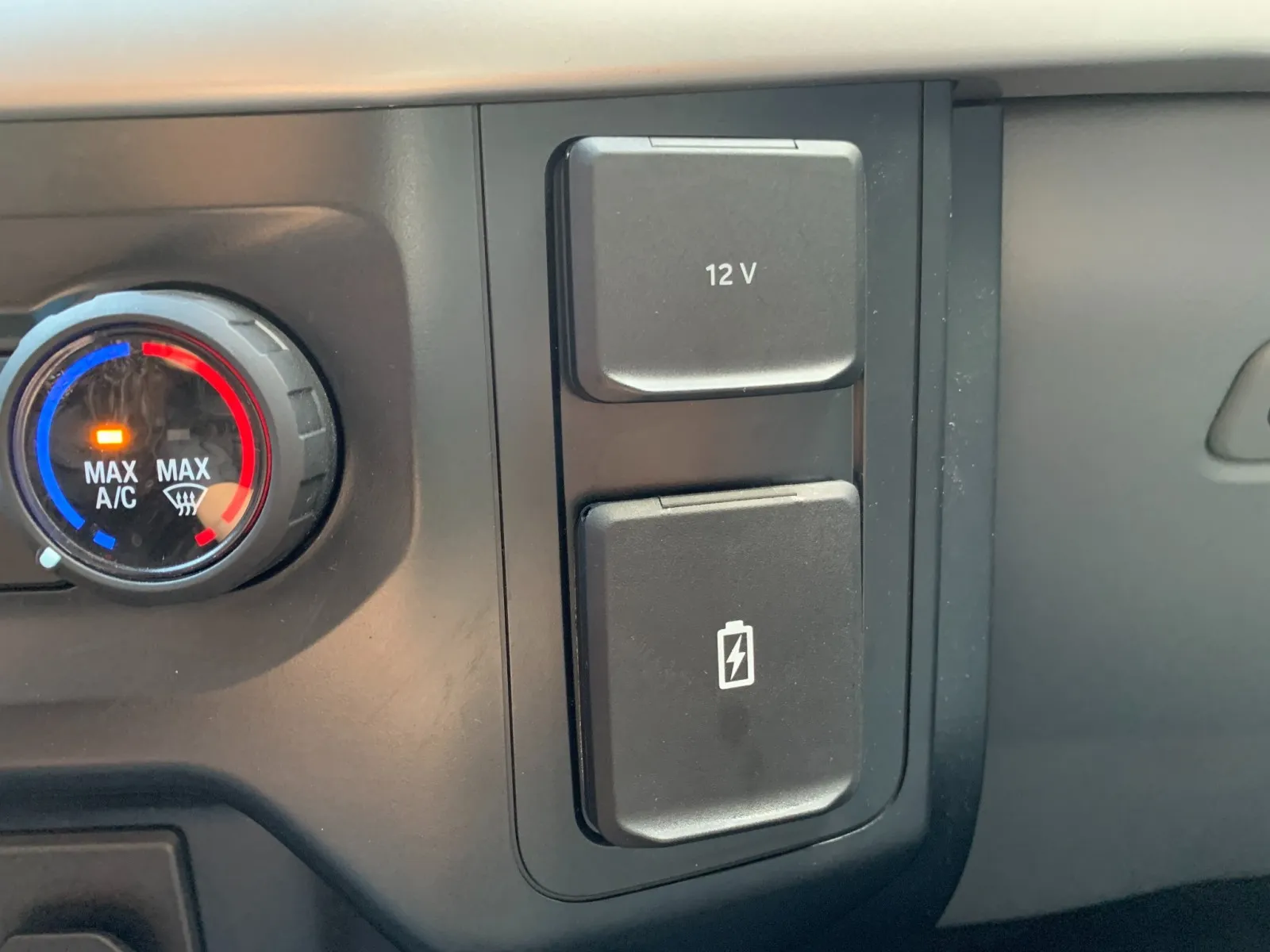 Ford F-150 photo 21