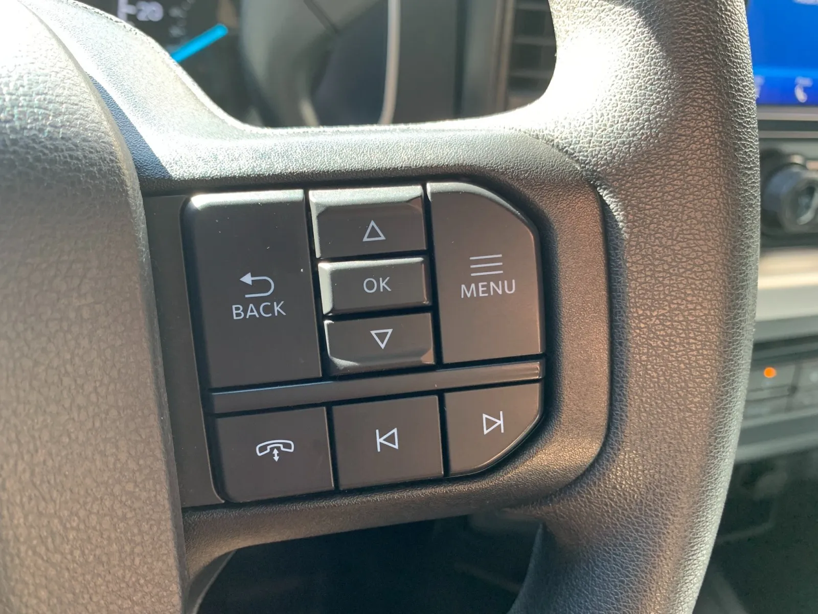 Ford F-150 photo 18