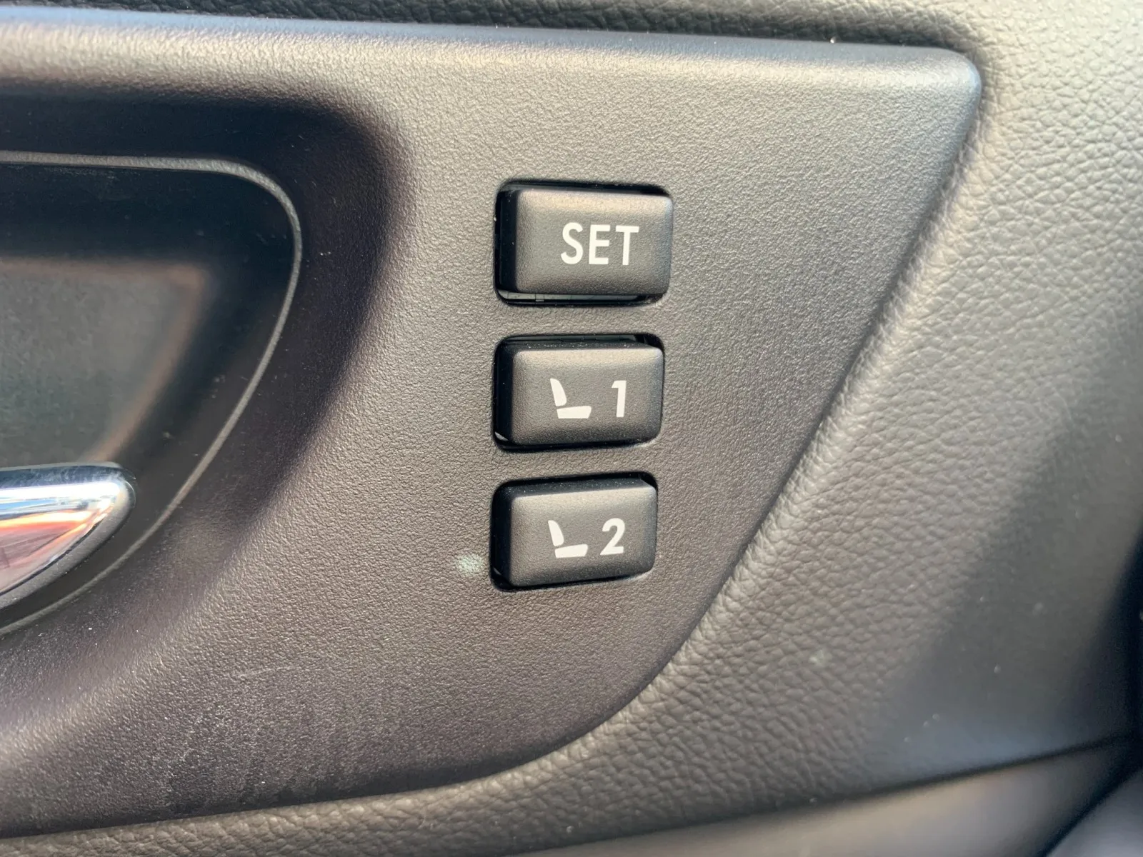 Subaru Legacy photo 12