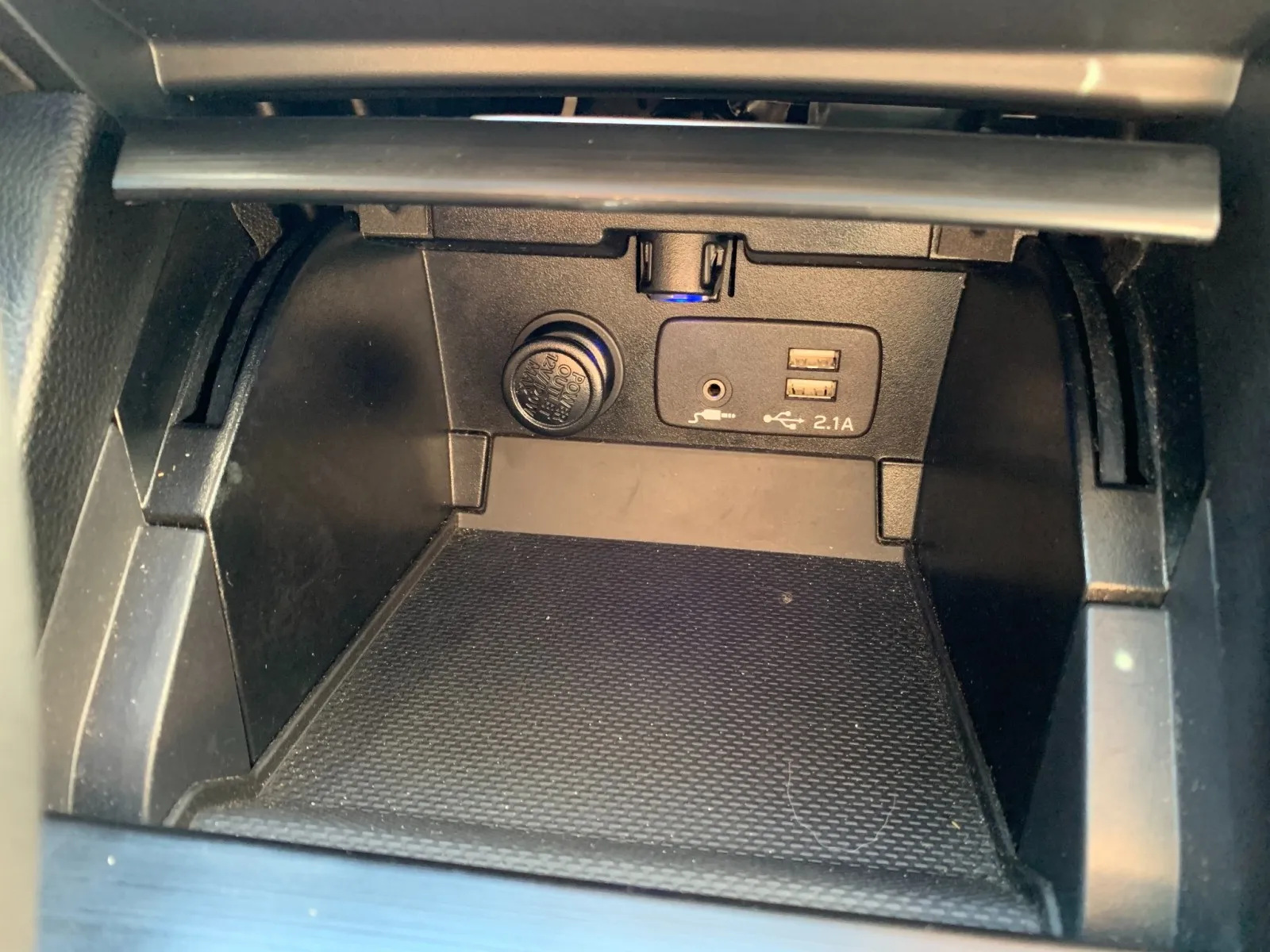 Subaru Legacy photo 18