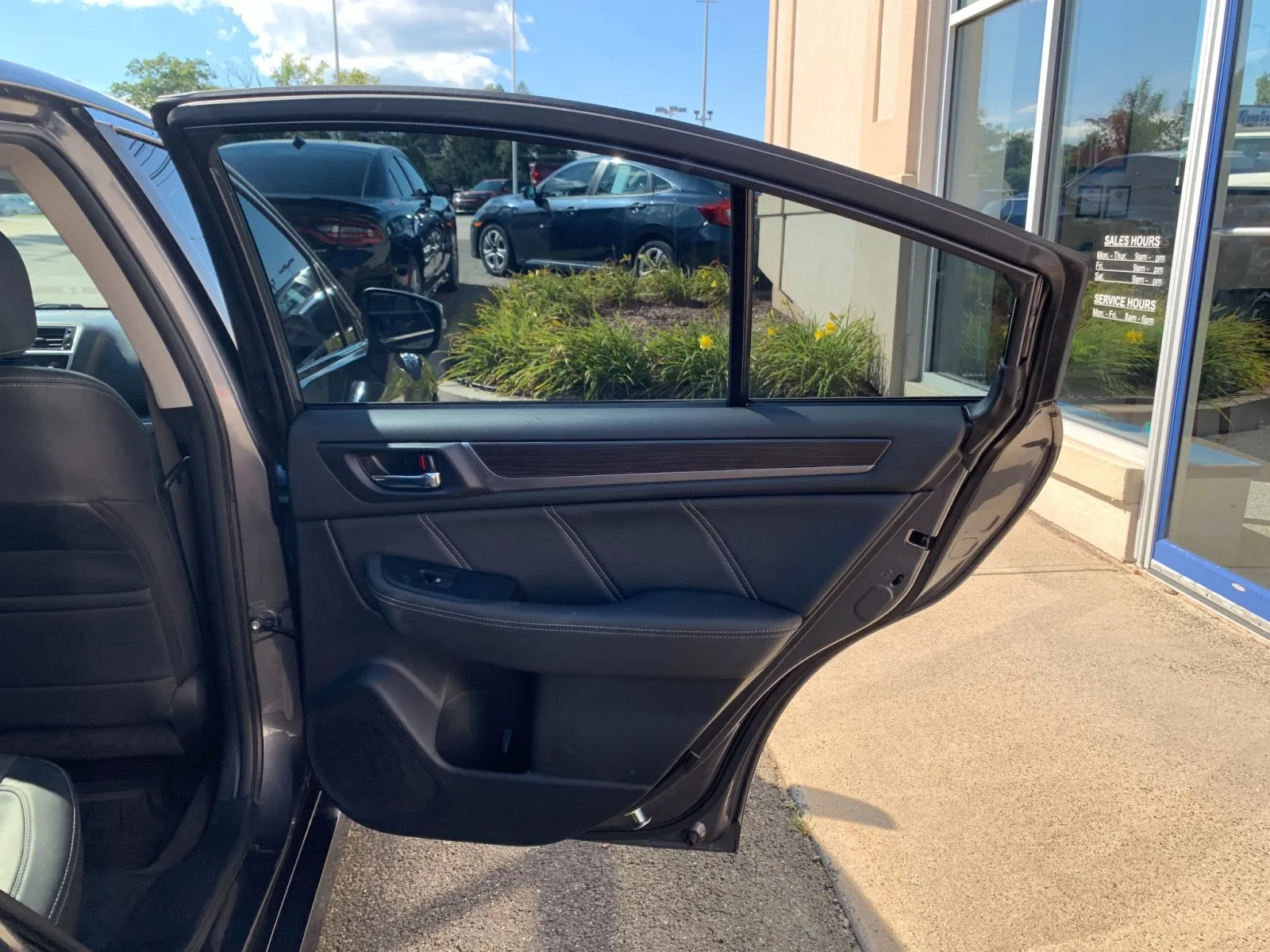 Subaru Legacy photo 32