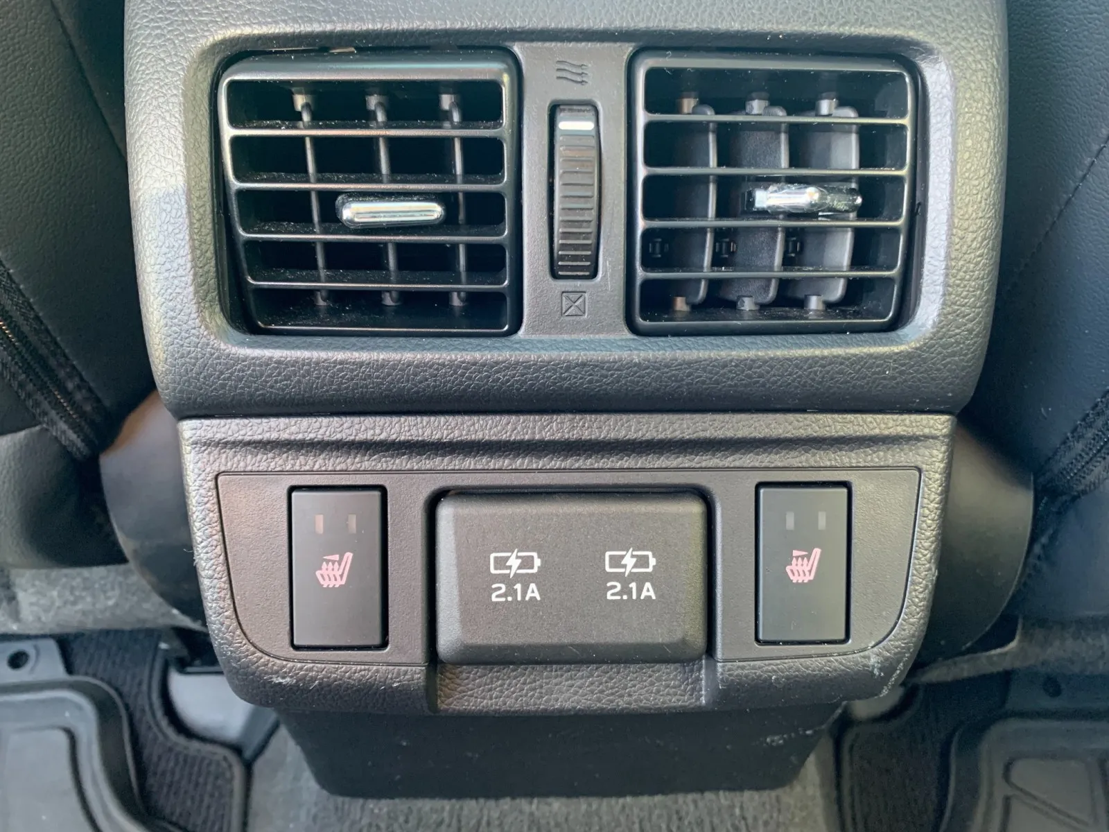 Subaru Legacy photo 30