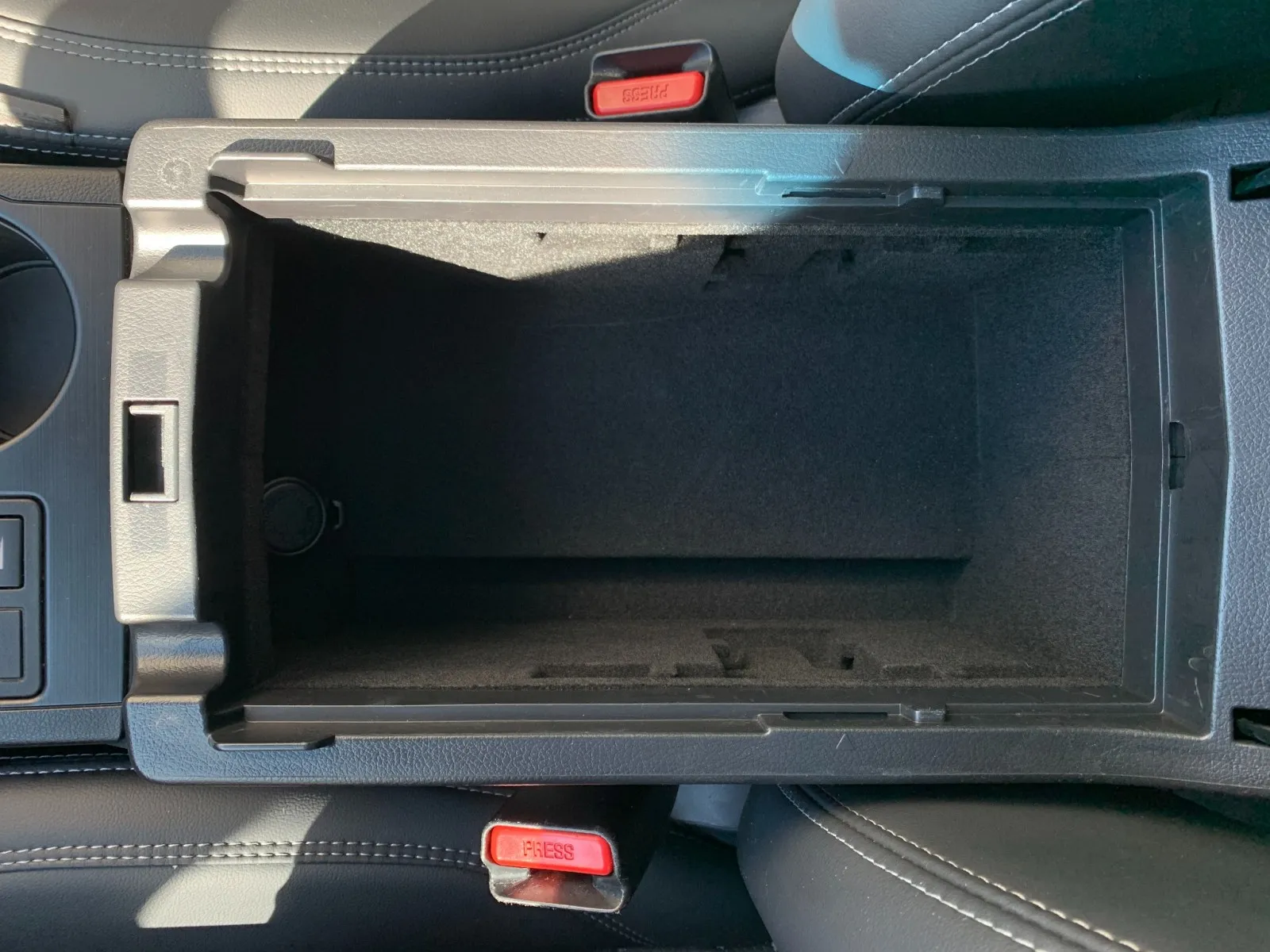 Subaru Legacy photo 22
