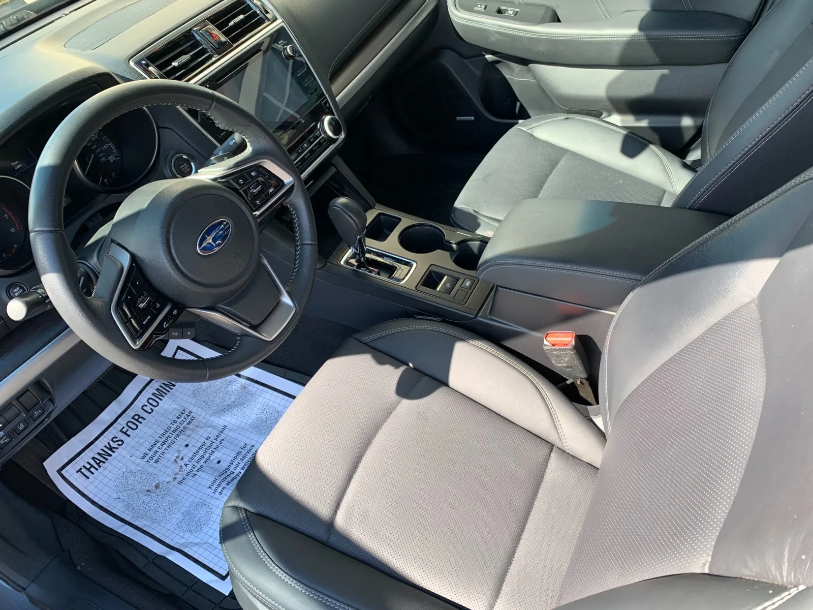 Subaru Legacy photo 10