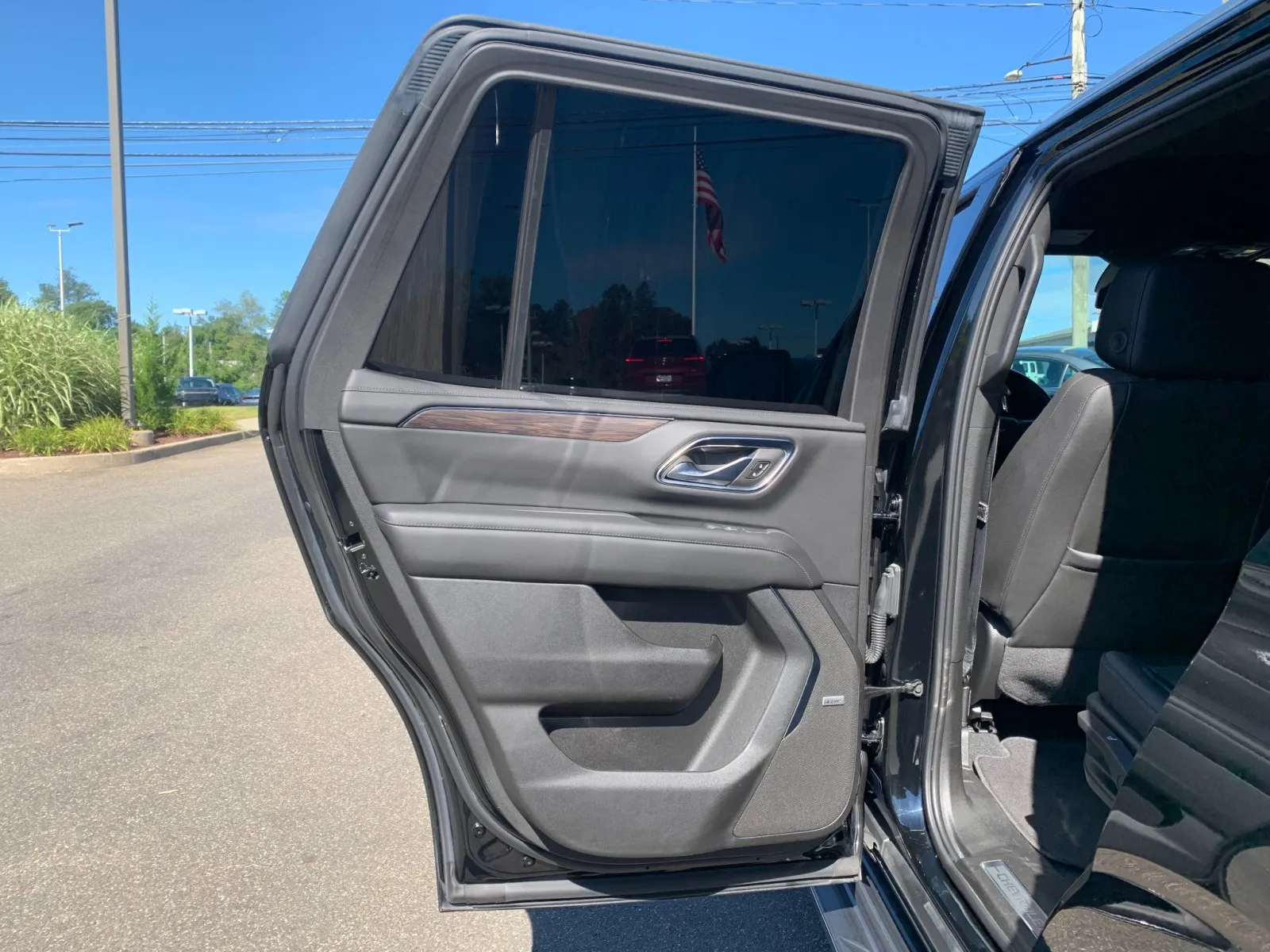 Chevrolet Tahoe photo 33