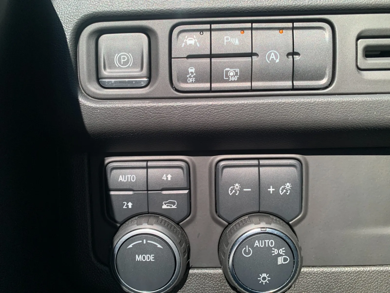 Chevrolet Tahoe photo 17