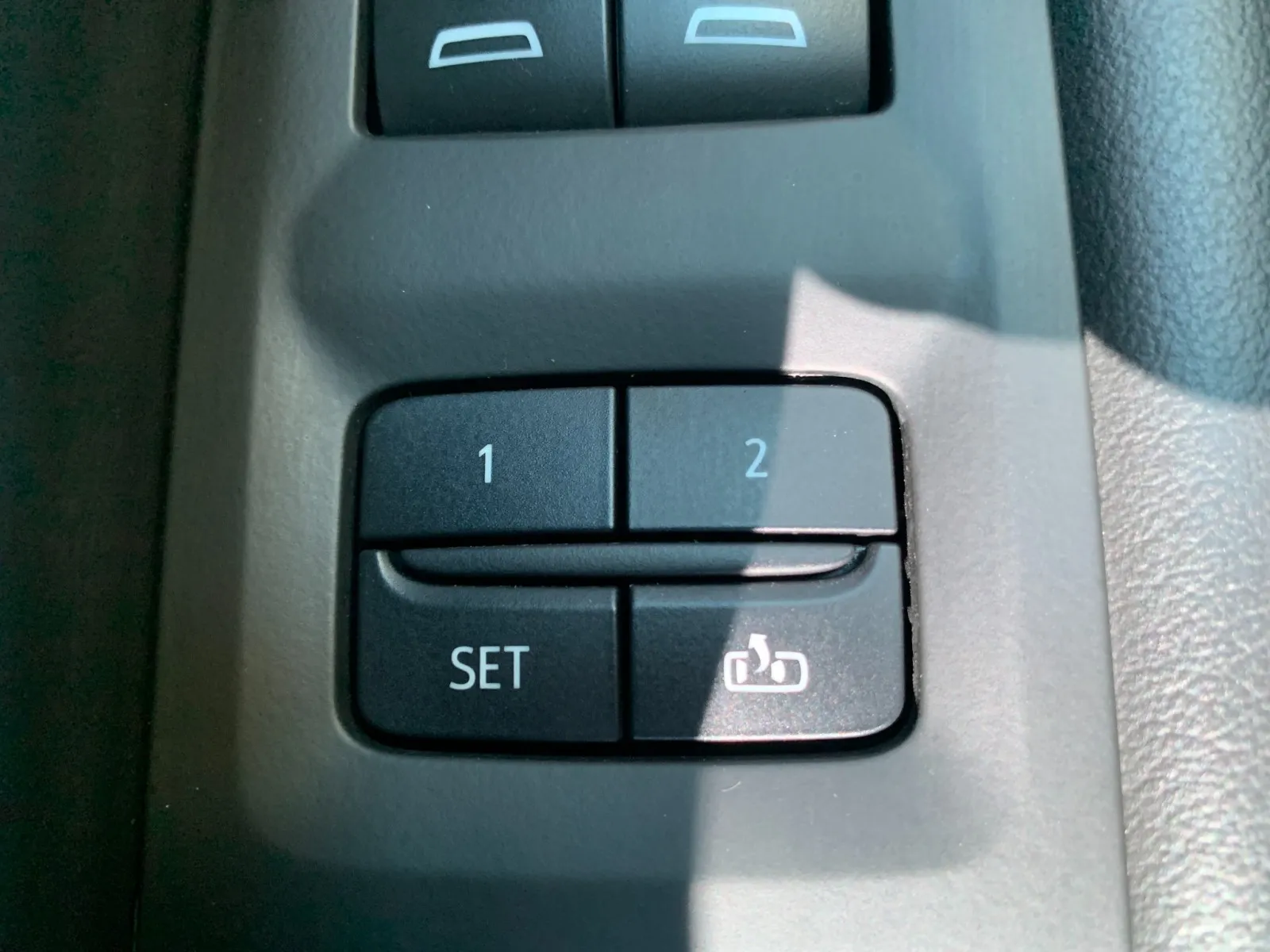 Chevrolet Tahoe photo 16