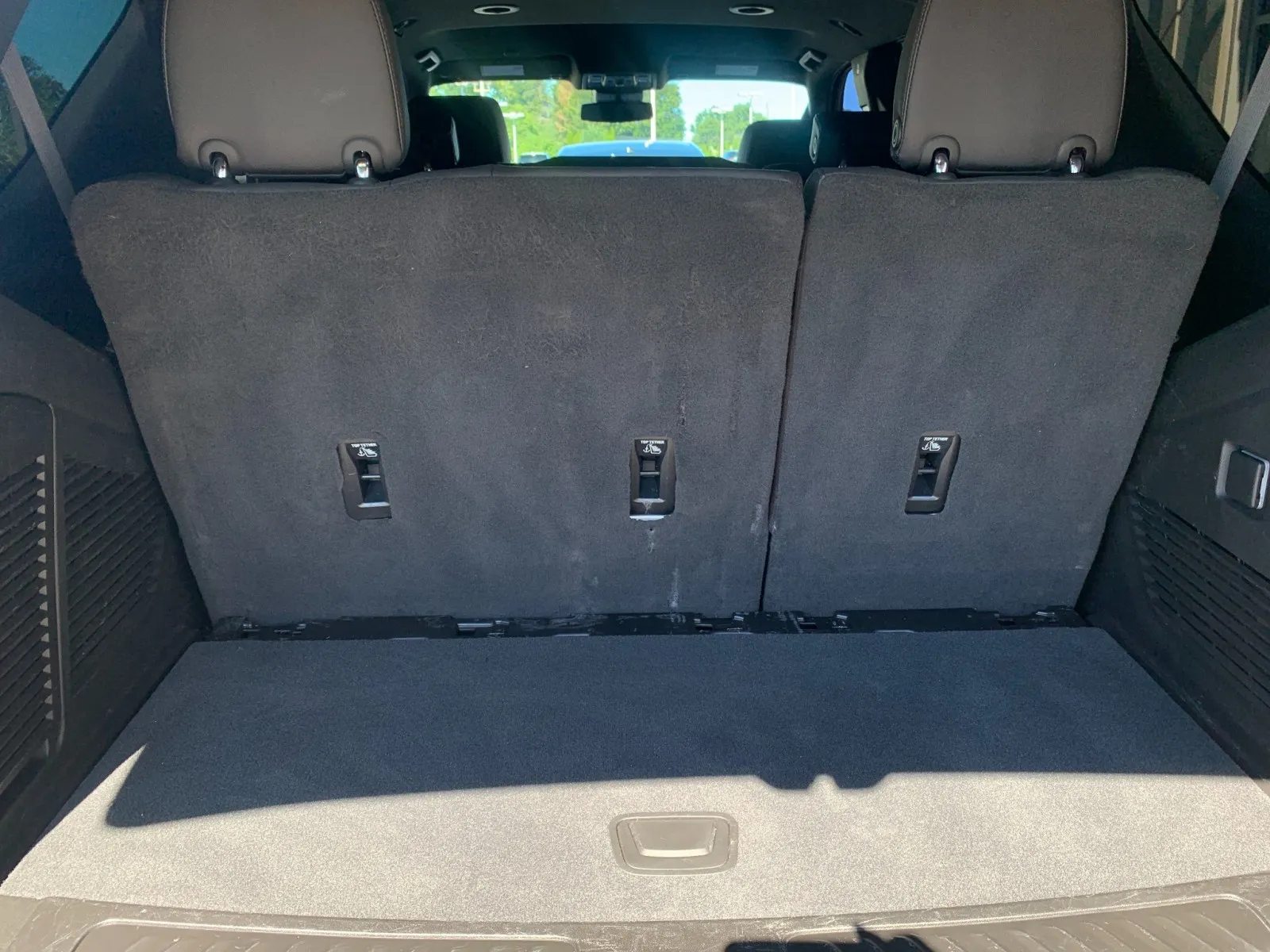 Chevrolet Tahoe photo 9