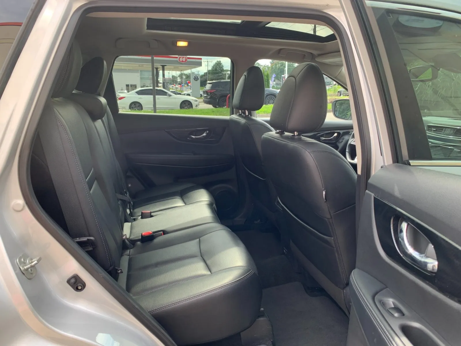 Nissan Rogue photo 39