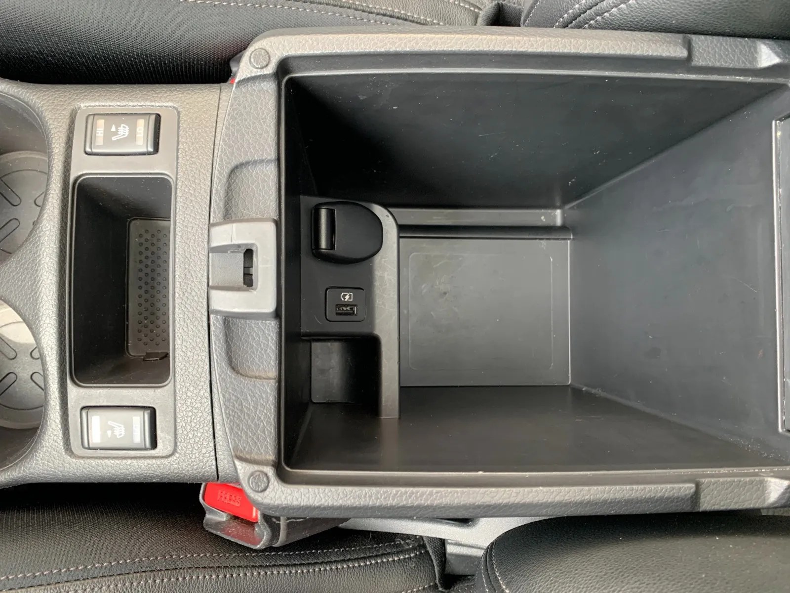 Nissan Rogue photo 28