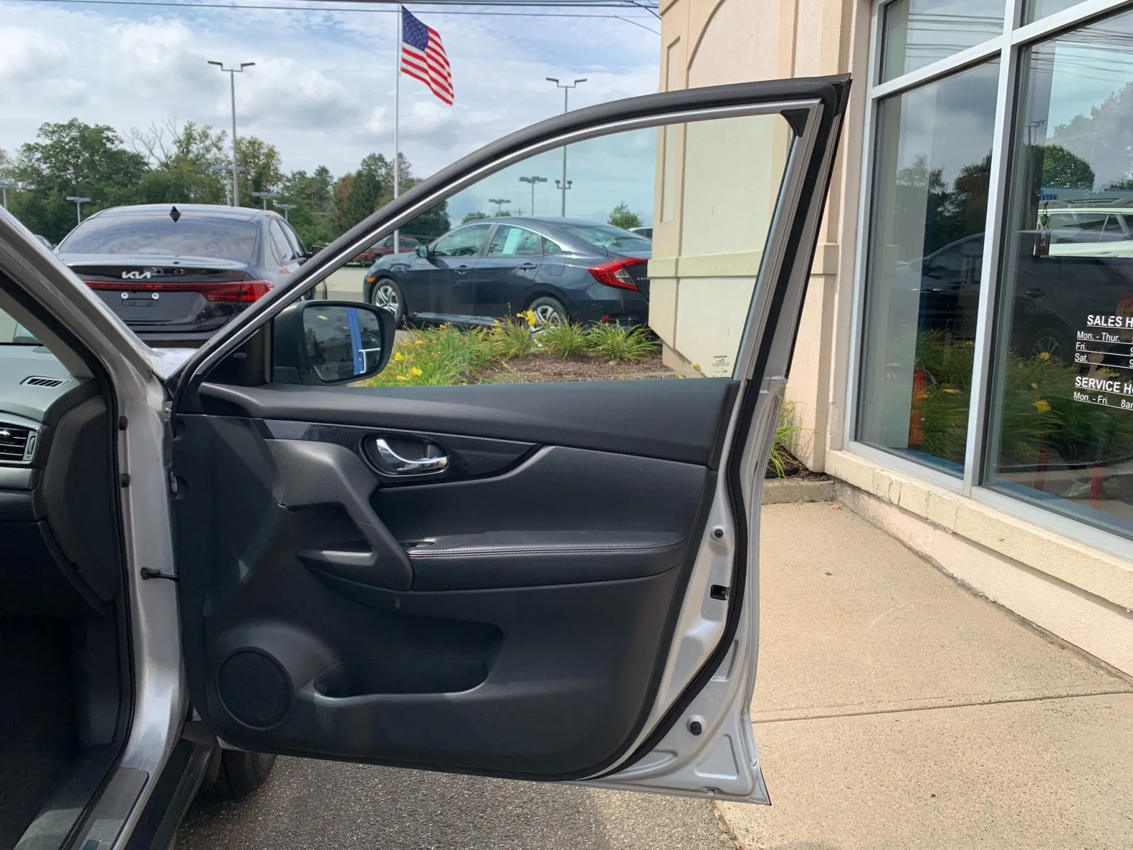Nissan Rogue photo 43